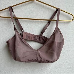 Negative Bra Womens Size 2 pink Nude Beige
Sieve Non Wire Mesh Wireless medium